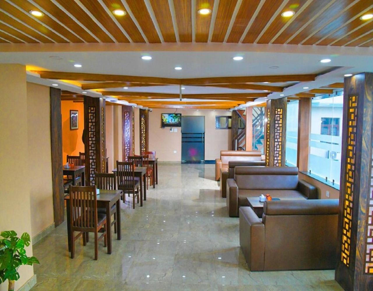 Hotel Linda Suites Near International Airport By La Casa New Delhi Exterior foto